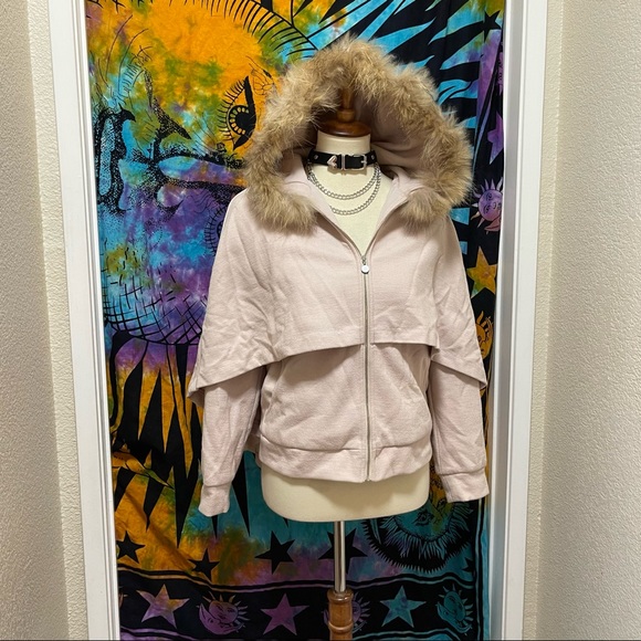 🌈 Amazing fox fur hooded coat - Picture 4 of 12